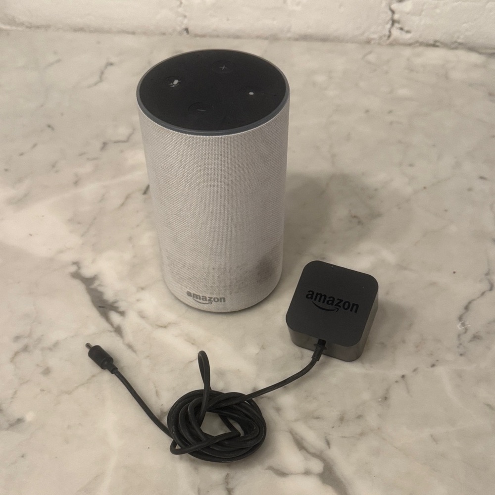 Amazon Echo 2nd Gen Smart Speaker in White